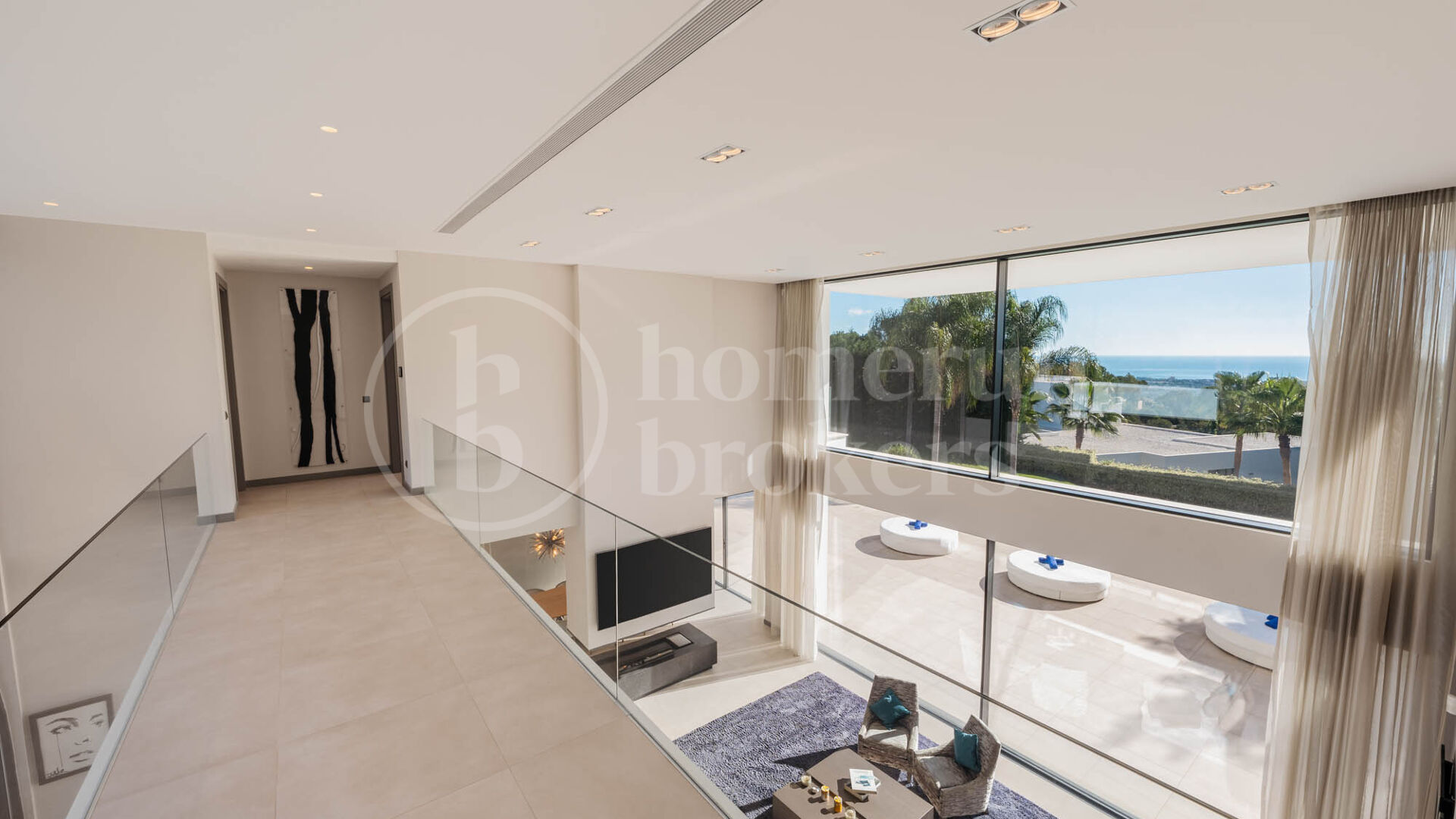 Villa Ciervo - Elegant Mästerverk med Havsutsikt i El Madroñal
