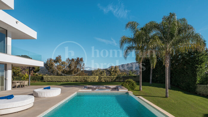 Villa Ciervo - Elegant Masterpiece With Sea Views in El Madroñal