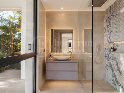 Villa Ciervo - Elegant Mästerverk med Havsutsikt i El Madroñal