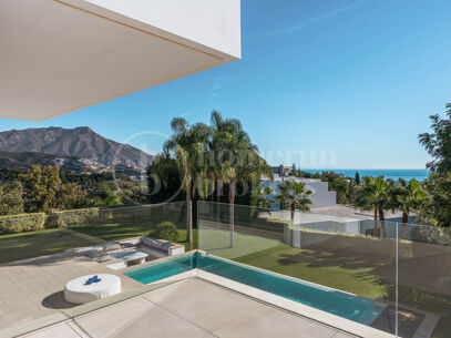 Villa Ciervo - Elegant Mästerverk med Havsutsikt i El Madroñal
