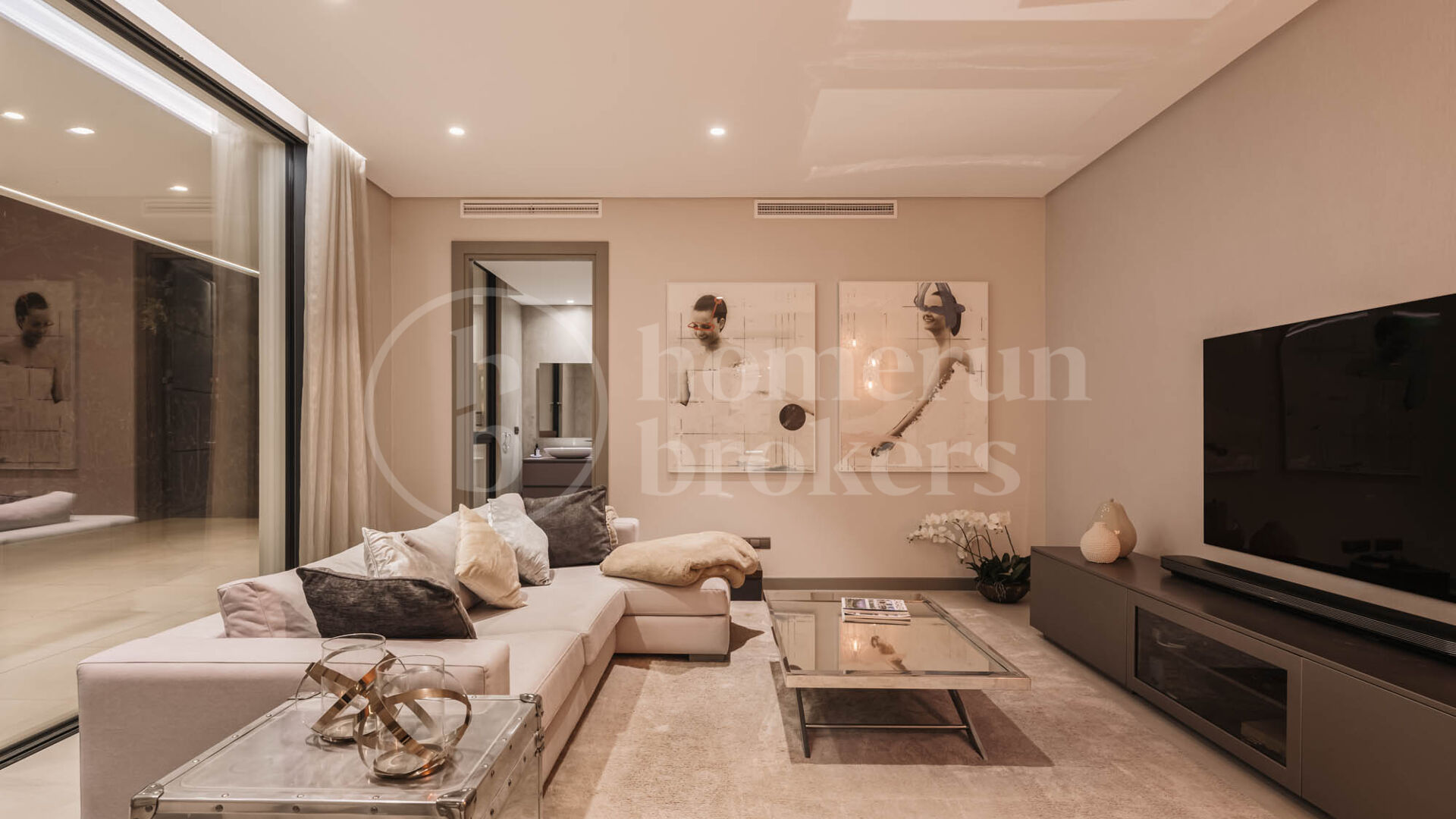 Villa Ciervo - Elegant Mästerverk med Havsutsikt i El Madroñal