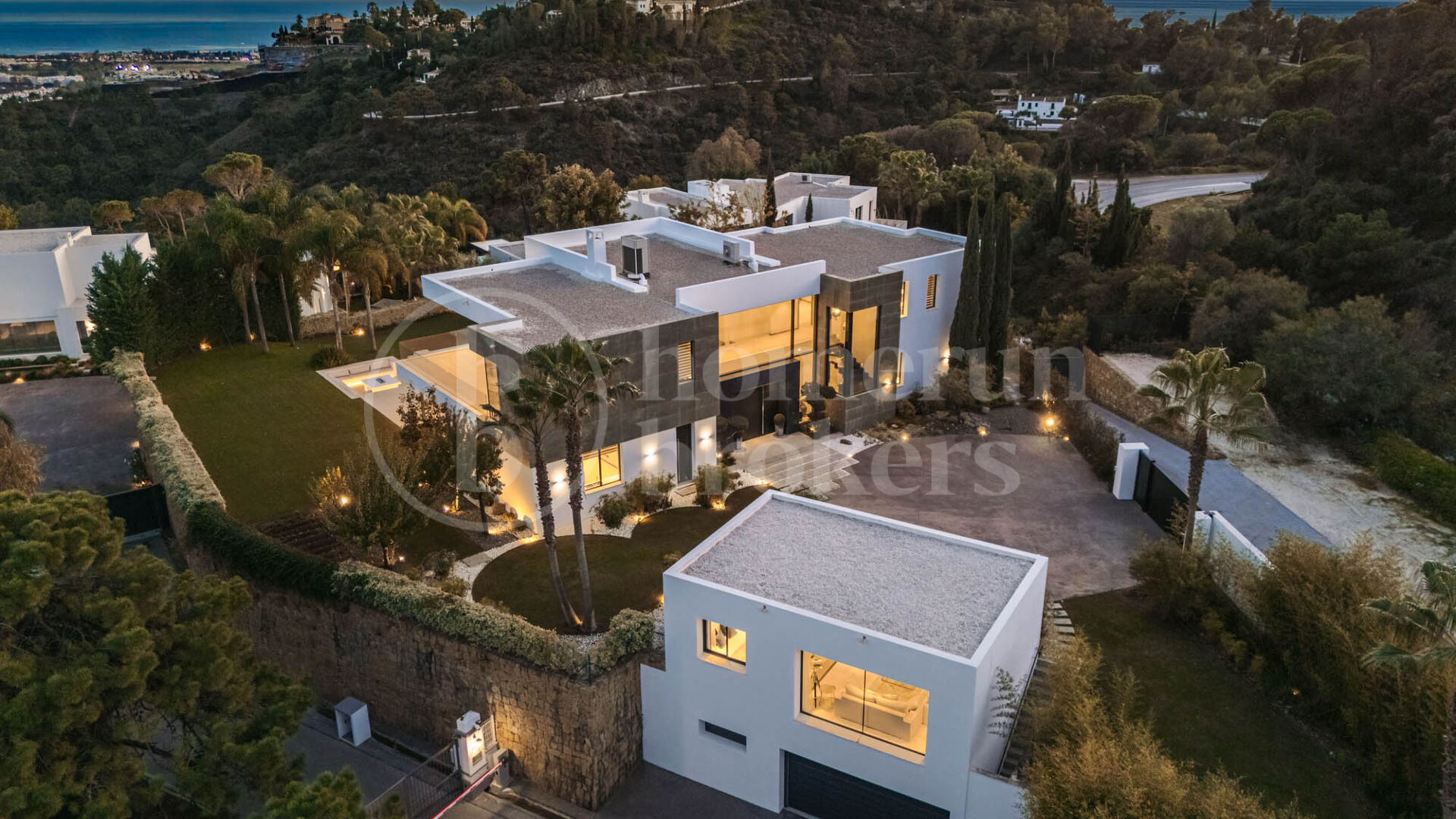 Villa Ciervo - Elegant Mästerverk med Havsutsikt i El Madroñal