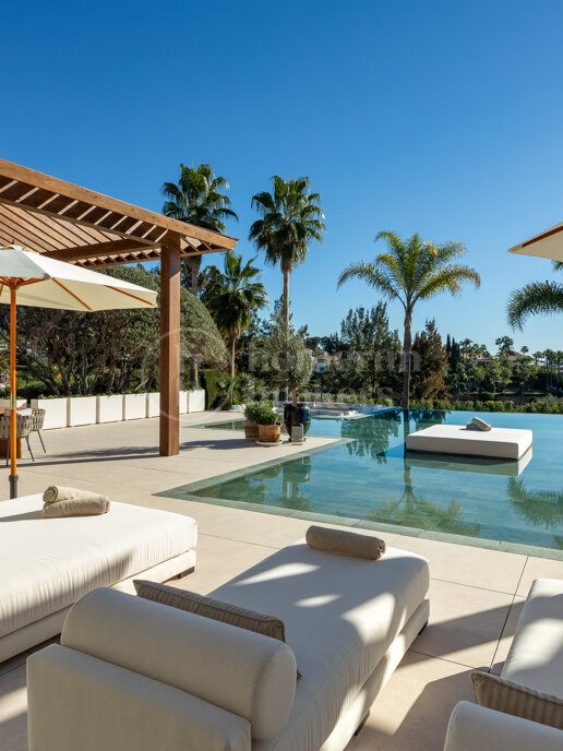 Villa Olivia - in La Cerquilla, Nueva Andalucia, Marbella