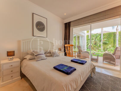 Casa El Herrojo - Classic Villa in Gated Community El Herrojo Alto.