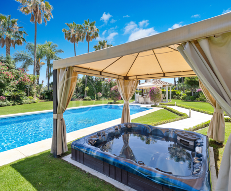 Villa Cerquilla - Classic Villa in La Cerquilla, Marbella