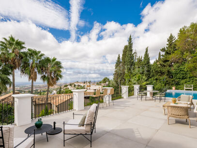 Villa Fabiola - Klassisk villa med panoramautsikt över Medelhavet i El Madroñal, Benahavis