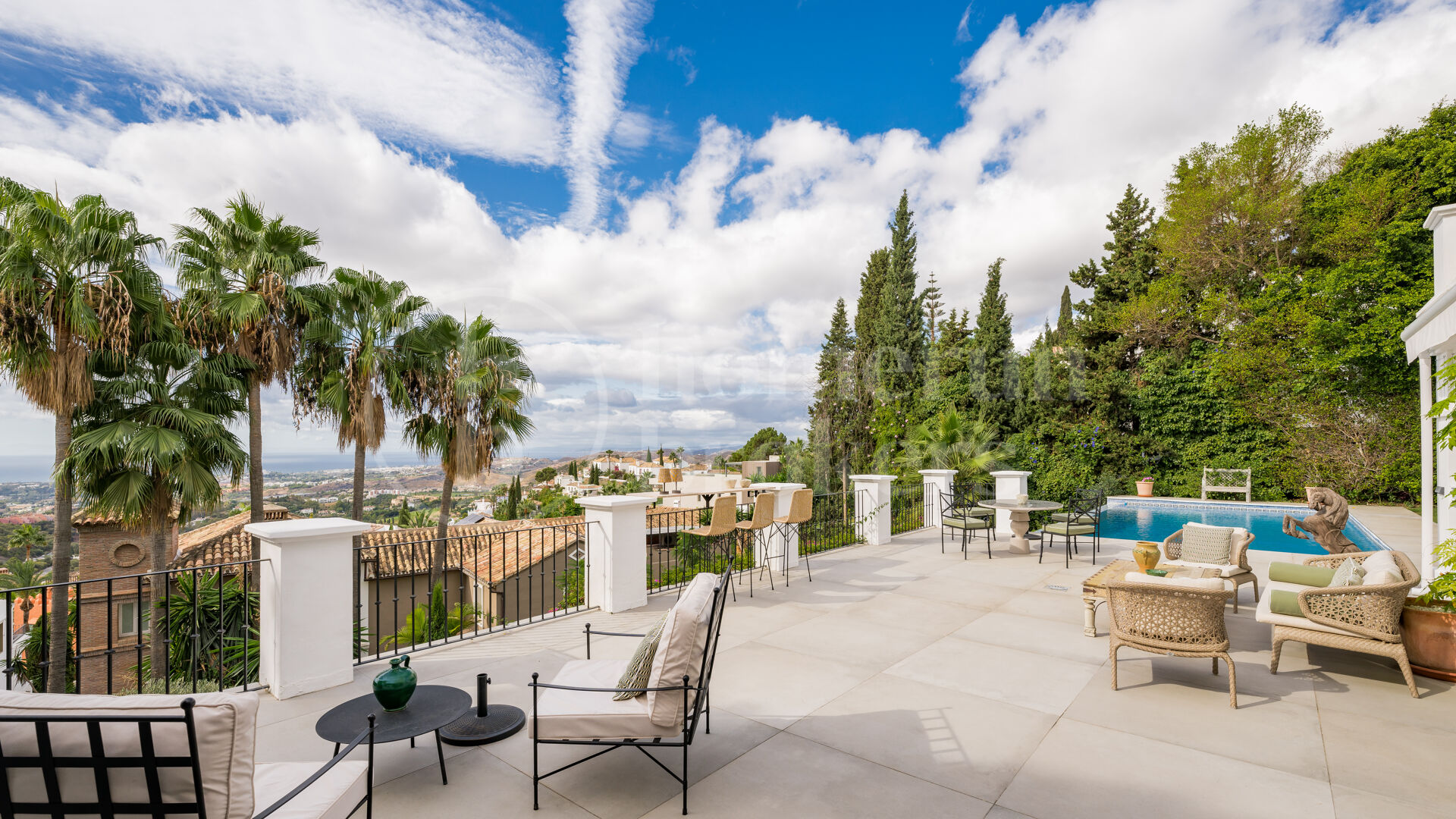 Villa Fabiola - Klassisk villa med panoramautsikt över Medelhavet i El Madroñal, Benahavis