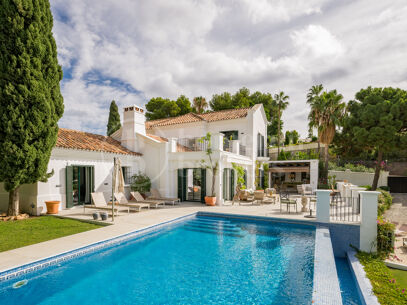Villa Fabiola - Klassisk villa med panoramautsikt över Medelhavet i El Madroñal, Benahavis