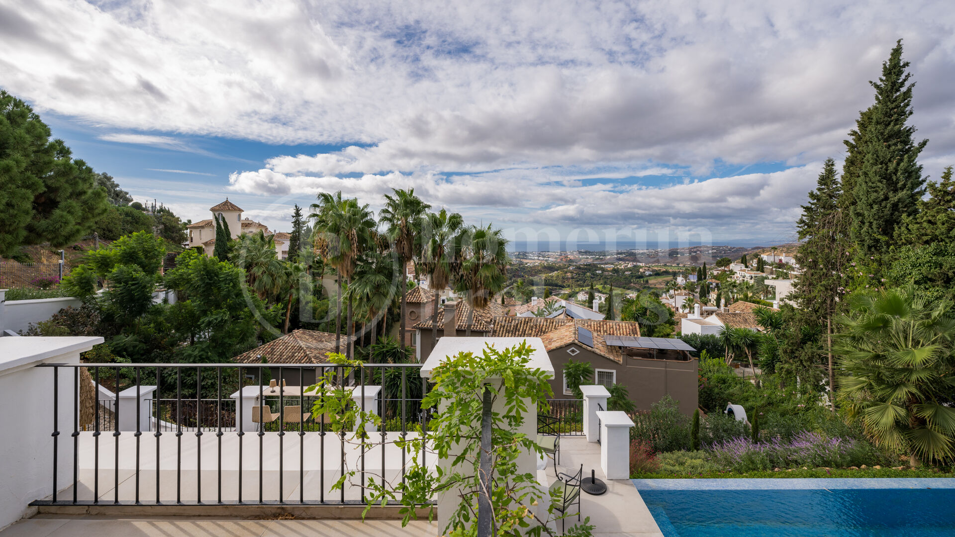 Villa Fabiola - Klassisk villa med panoramautsikt över Medelhavet i El Madroñal, Benahavis