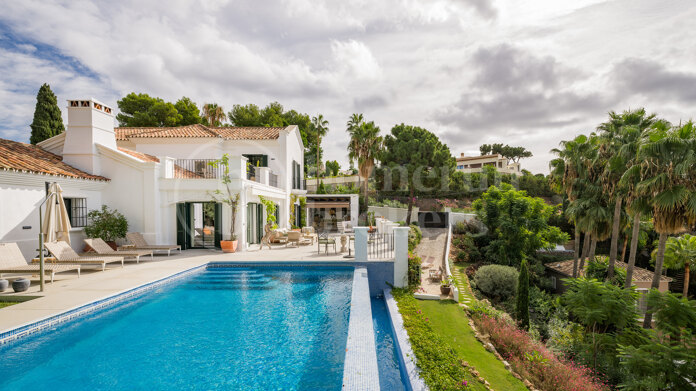 Villa Arborea - Classic Villa Panoramic Mediterranean Views in El Madroñal, Benahavis