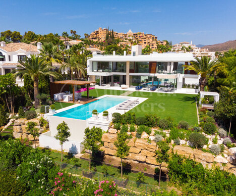 Villa Venere - A Modern Oasis of Luxury in Marbella’s Prestigious La Cerquilla