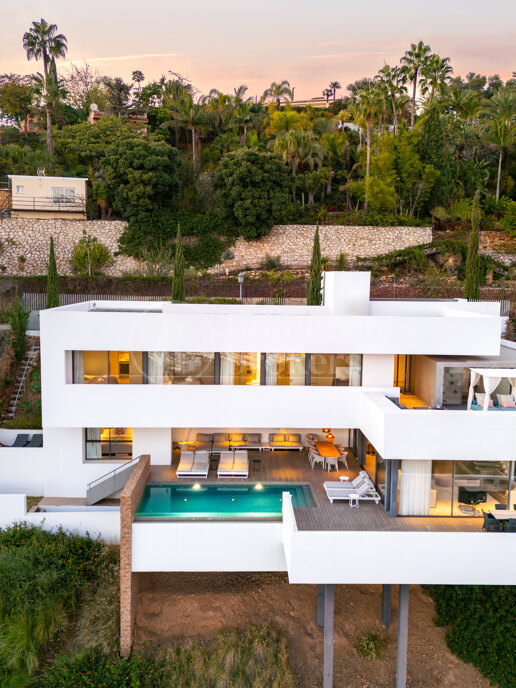 Herrojo 88 - An Exquisite Modern Villa in La Quinta