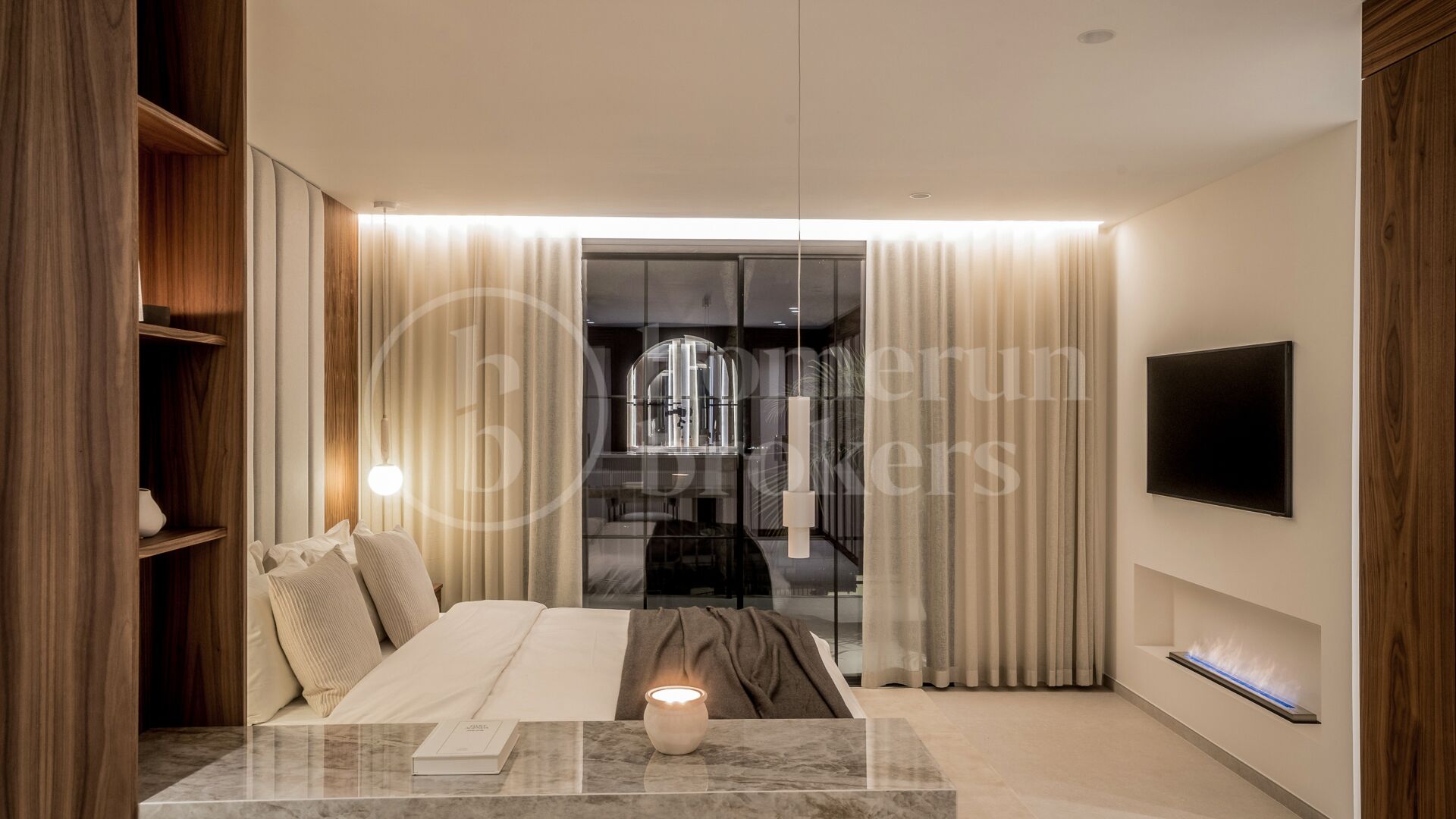 Casa Nami - Radhus vid Första Linjens Golfbana i Nueva Andalucía