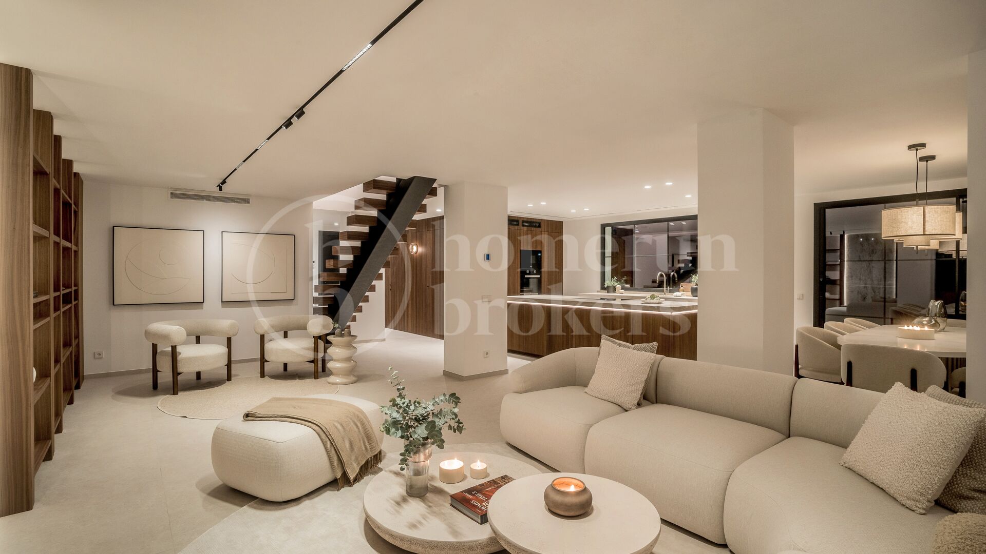 Casa Nami - Radhus vid Första Linjens Golfbana i Nueva Andalucía