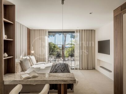 Casa Nami - Radhus vid Första Linjens Golfbana i Nueva Andalucía