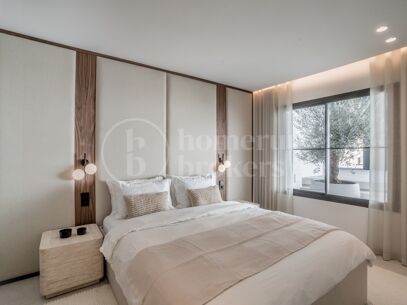 Casa Nami - Radhus vid Första Linjens Golfbana i Nueva Andalucía
