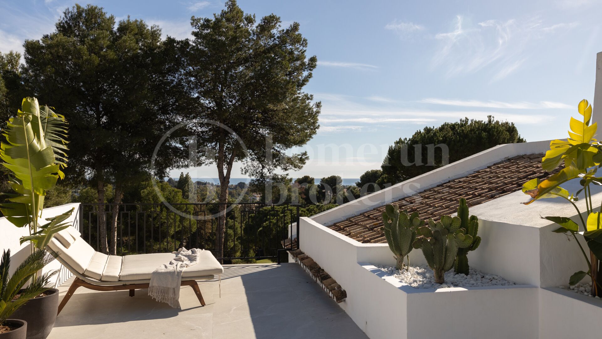 Casa Nami - Radhus vid Första Linjens Golfbana i Nueva Andalucía