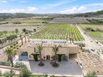 Finca La Perle – Självförsörjande finca med egen vingård