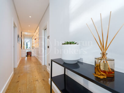 Casa Gina - Contemporary Villa in Nueva Andalucia