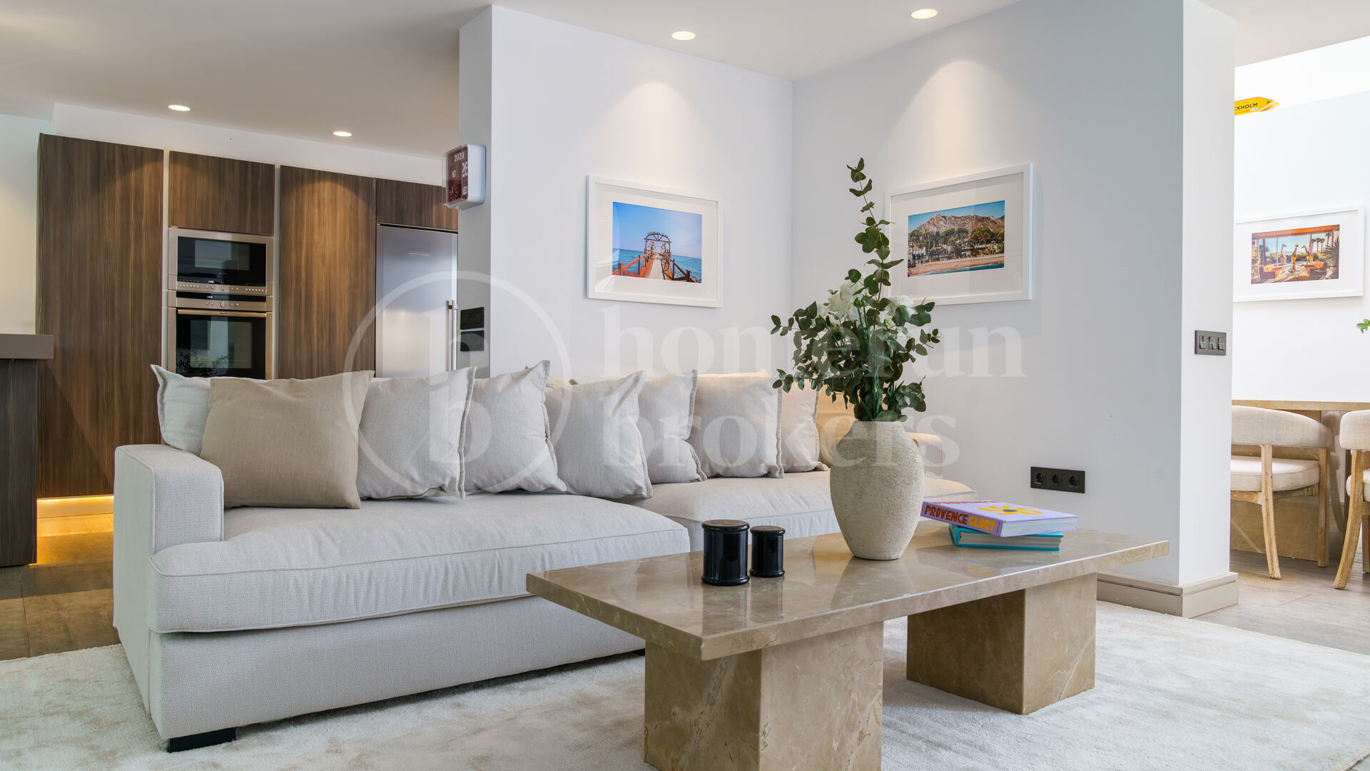 Casa Gina - Contemporary Villa in Nueva Andalucia