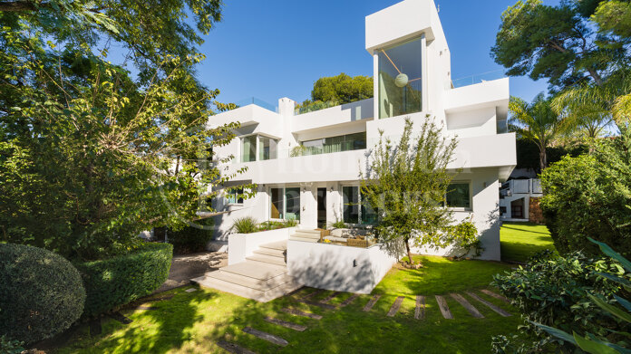 Villa Gina - Modern Villa i Nueva Andalucía