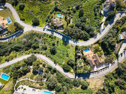 Plot in Monte Mayor with project and Sea Views