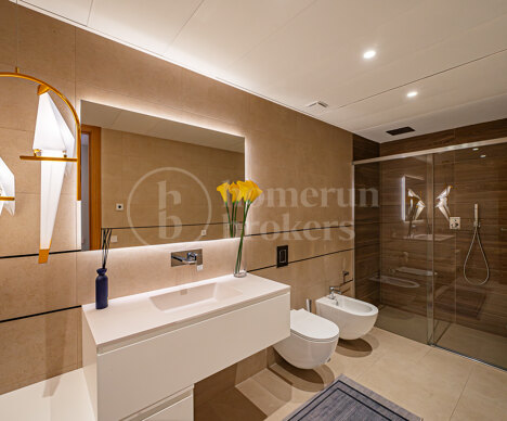 Apartment La Quinta - Modern 4-Bedroom Apartment with Panoramic Sea Views