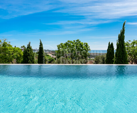 Villa Zeus - Contemporary Villa in Los Flamingos Benahavis