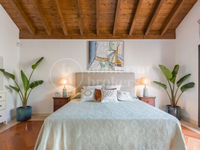 Villa Verona – Ett Stenkast från Stranden i Casasola, Estpona