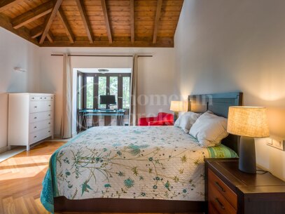 Villa Verona – Ett Stenkast från Stranden i Casasola, Estpona