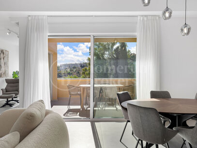 Apartment Breeze - Frontline Golf in Las Brisas Country Club, Nueva Andalucia