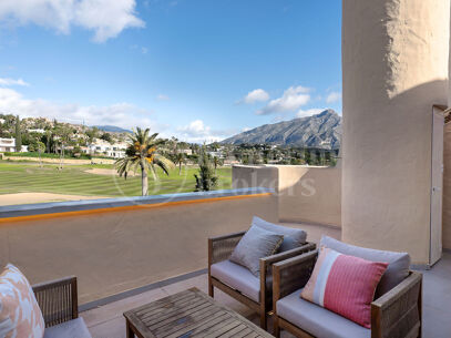 Apartment Breeze - Frontline Golf in Las Brisas Country Club, Nueva Andalucia