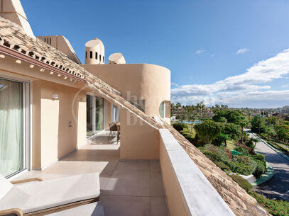 Apartment Breeze - Frontline Golf in Las Brisas Country Club, Nueva Andalucia
