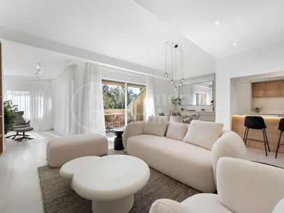 Apartment Breeze - Frontline Golf in Las Brisas Country Club, Nueva Andalucia