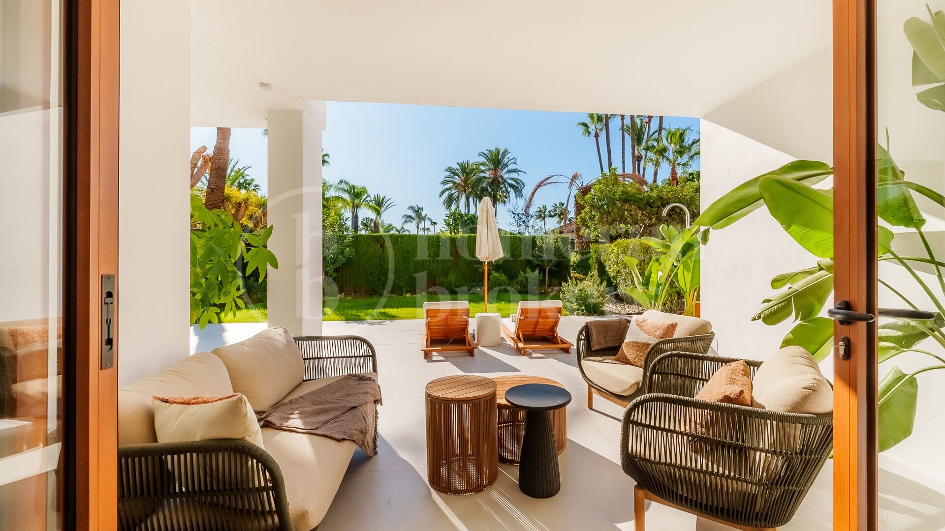 Apartment Alcores - Fullt Renoverad Fyrarumslägenhet i Nueva Andalucía