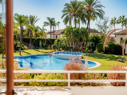 Apartment Alcores - Fullt Renoverad Fyrarumslägenhet i Nueva Andalucía