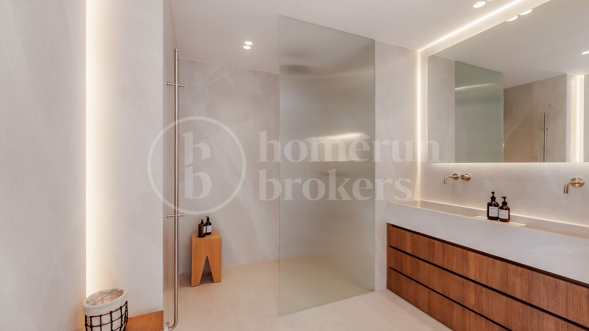 Apartment Alcores - Fullt Renoverad Fyrarumslägenhet i Nueva Andalucía