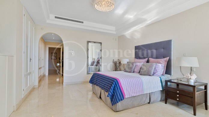 Villa La Alzambra - Semi-Detached Villa in Puerto Banús, Marbella