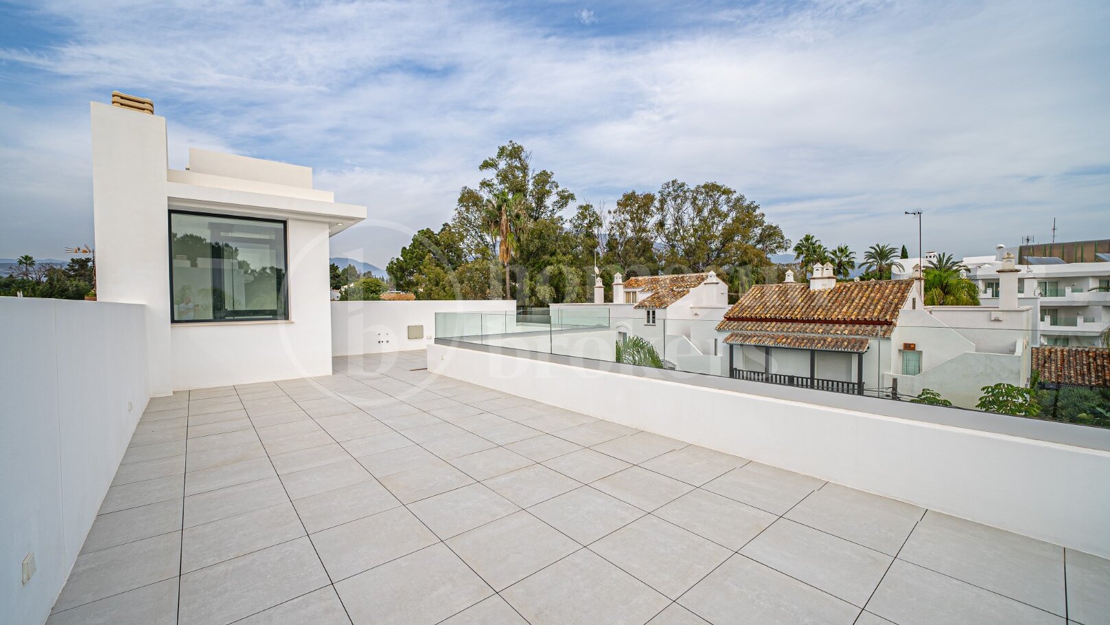 Villa Rio Verde - Modern villa på Marbellas Golden Mile