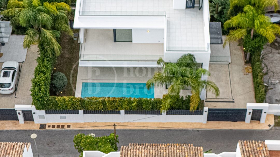 Villa Rio Verde - Modern villa på Marbellas Golden Mile