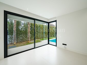 Villa Rio Verde - Modern villa på Marbellas Golden Mile