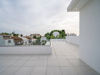 Villa Rio Verde - Modern villa på Marbellas Golden Mile