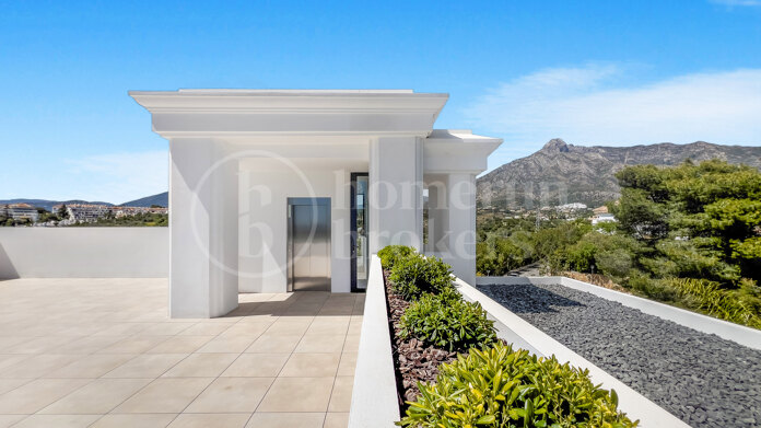 Villa Aurelie - Elegant Luxury Villa in Marbella Golden Mile