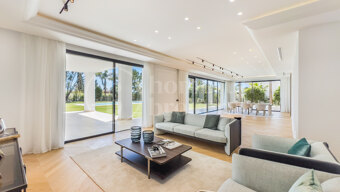 Villa Aurelie - Elegant Luxury Villa in Marbella Golden Mile