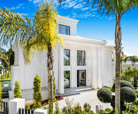 Villa Aurelie - Elegant Luxury Villa in Marbella Golden Mile