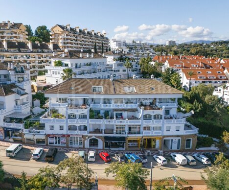 Penthouse Zafiro - Modern Luxury Living in Nueva Andalucía