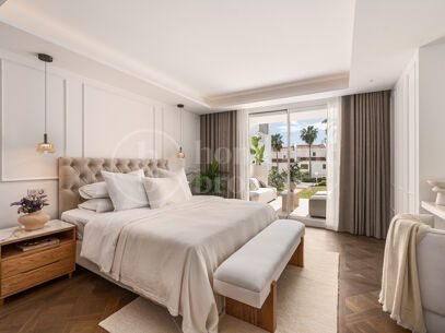 Casa Coral - Frontline Beach Apartment in Marbella Golden Mile