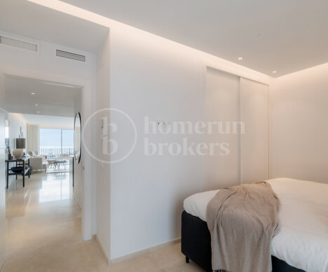 The Penthouse - Modern Penthouse in Puerto Banús Marina, Marbella