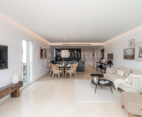 The Penthouse - Modern Penthouse in Puerto Banús Marina, Marbella