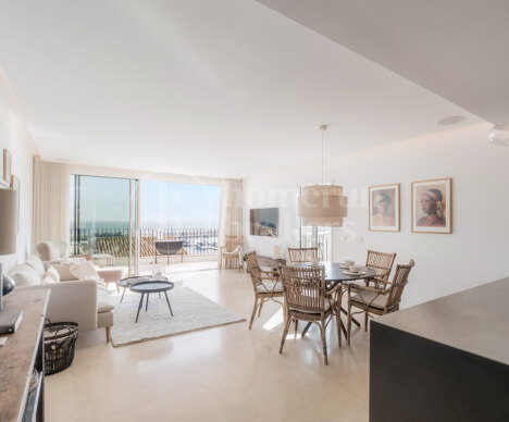 The Penthouse - Modern Penthouse in Puerto Banús Marina, Marbella